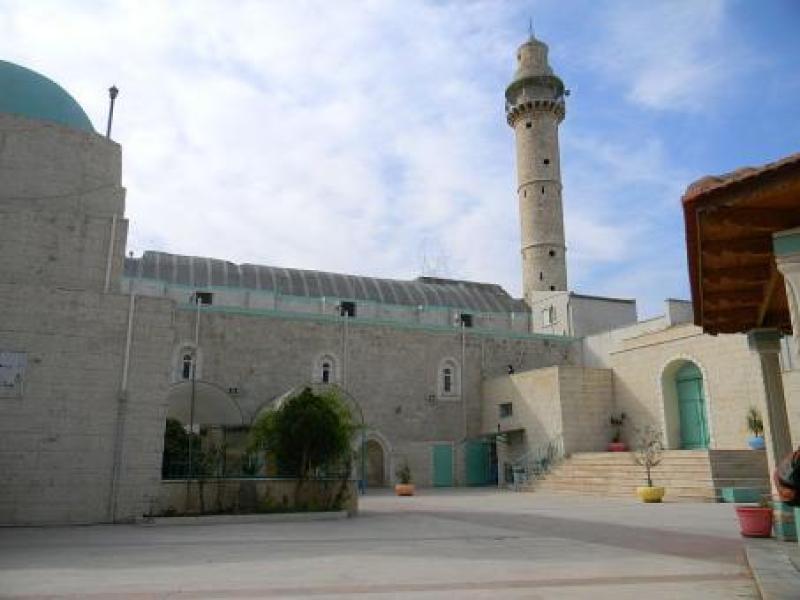 המסגד הגדול ברמלה