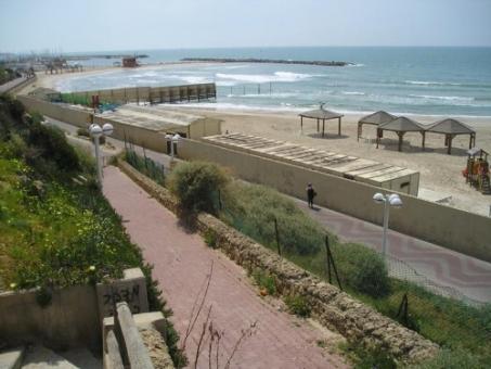 חוף נורדאו - החוף הנפרד בתל אביב